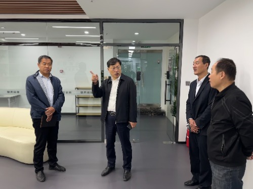 常山集團(tuán)黨委書記、董事長吳寧赴恒永公司、實業(yè)公司調(diào)研
